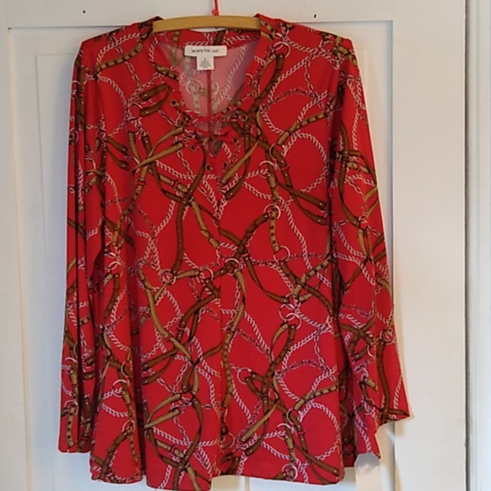 Skye's the Limit top